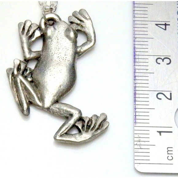 Pewter Climbing Tree Frog Necklace 1476 - Picture 5 of 6